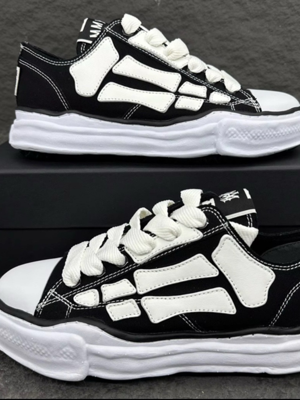 Miharayasuhiro Kids Black and White Low-Top Sneakers with Graphic Panels